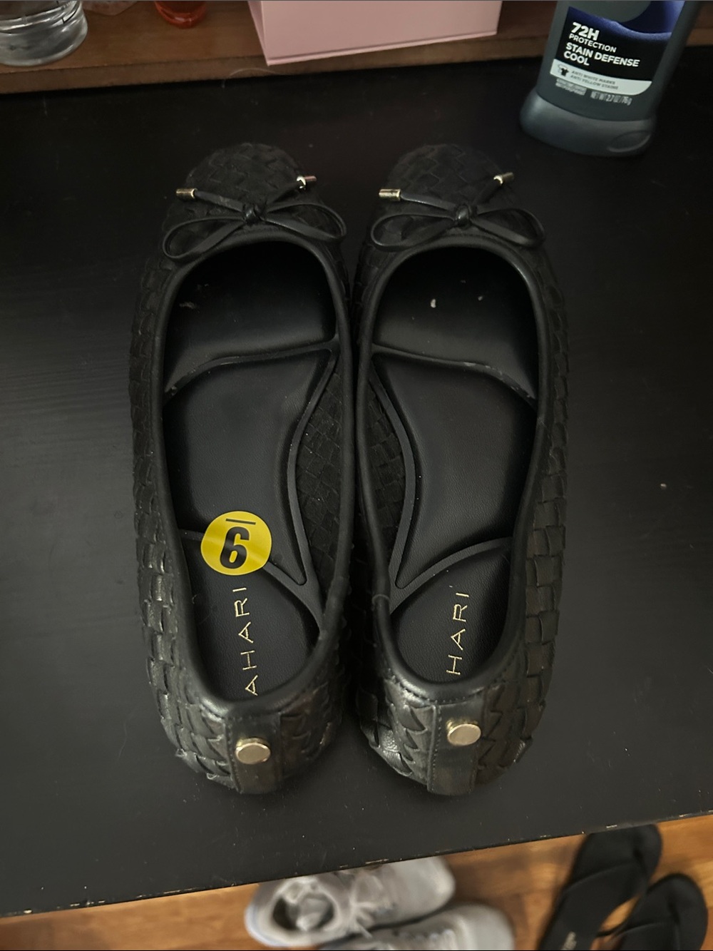 Tahari Samila Black leather Woven Bow Ballet Flats - Picture 4 of 7